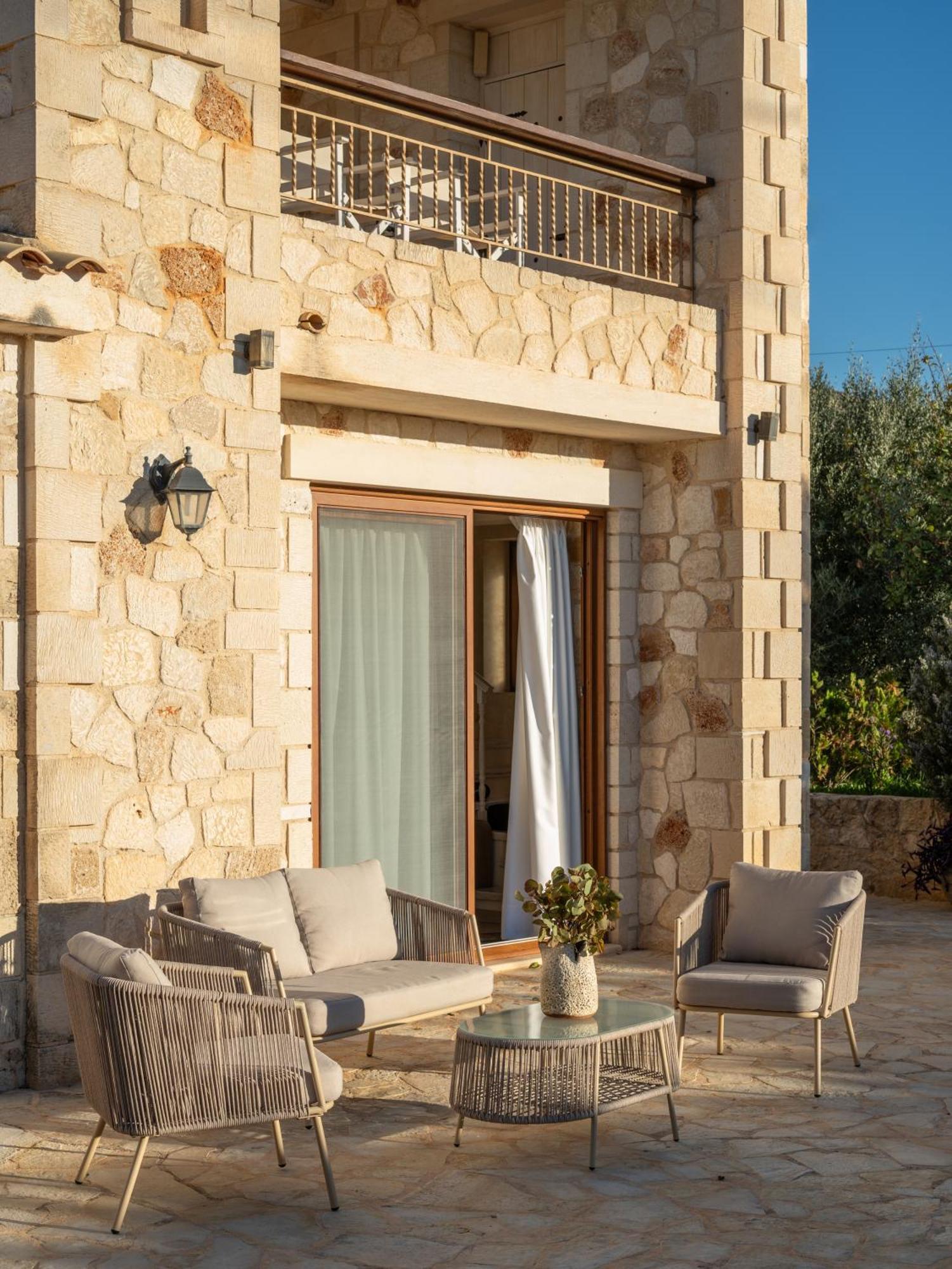Villa Ydria Chavriáta Exteriér fotografie