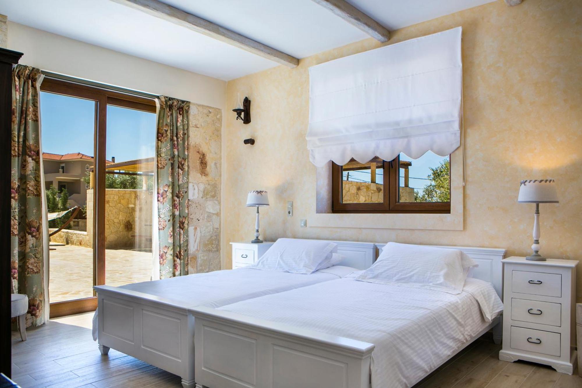 Villa Ydria Chavriáta Exteriér fotografie